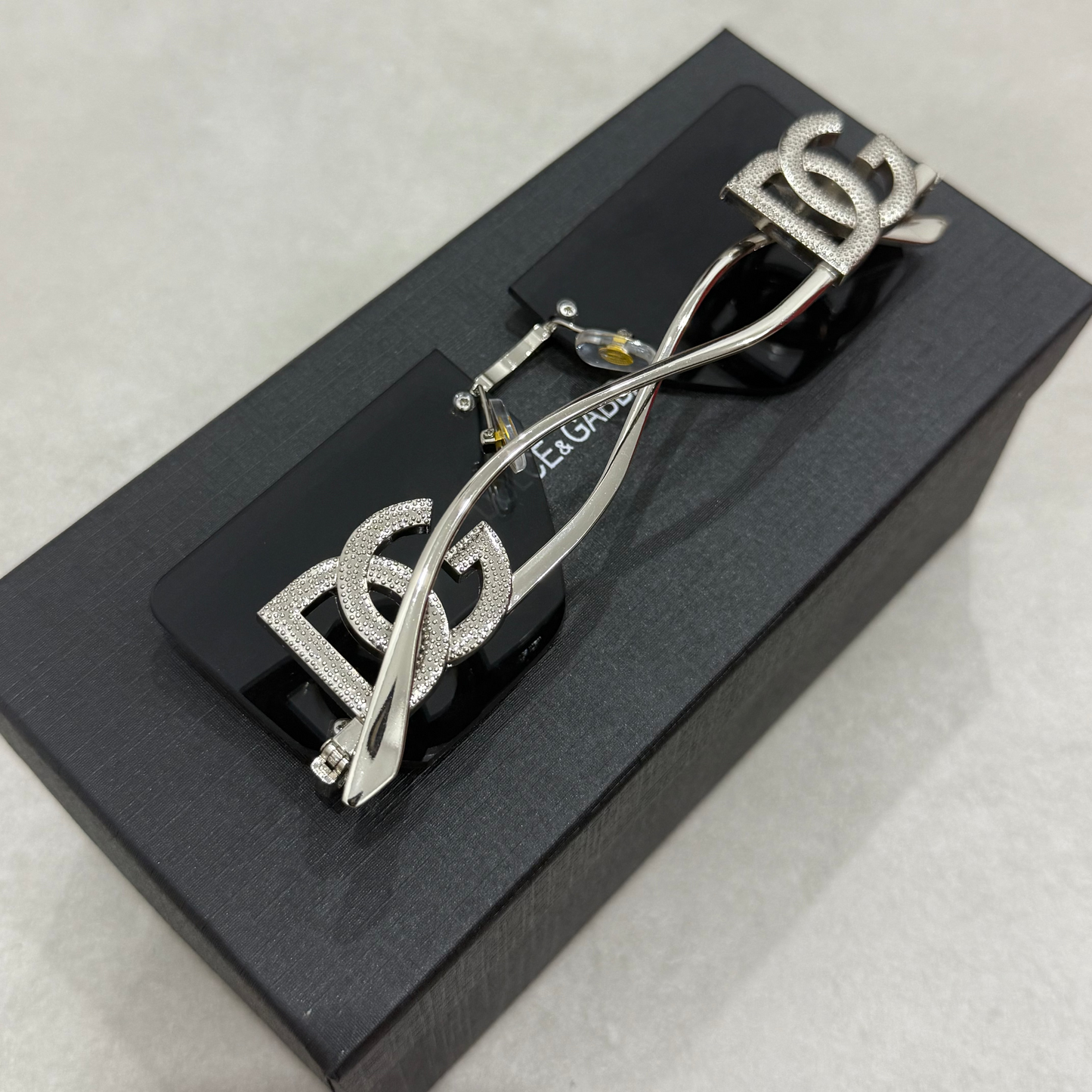 DOLCE AND GABANNA SUNGLASSES